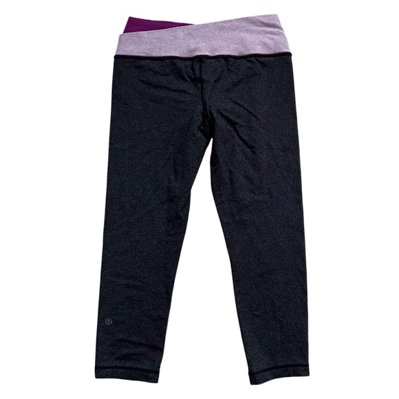 Lululemon Astro Crop Wunder Under Pant Grey Purple Running Yoga Workout Size 4 - Picture 3 of 8